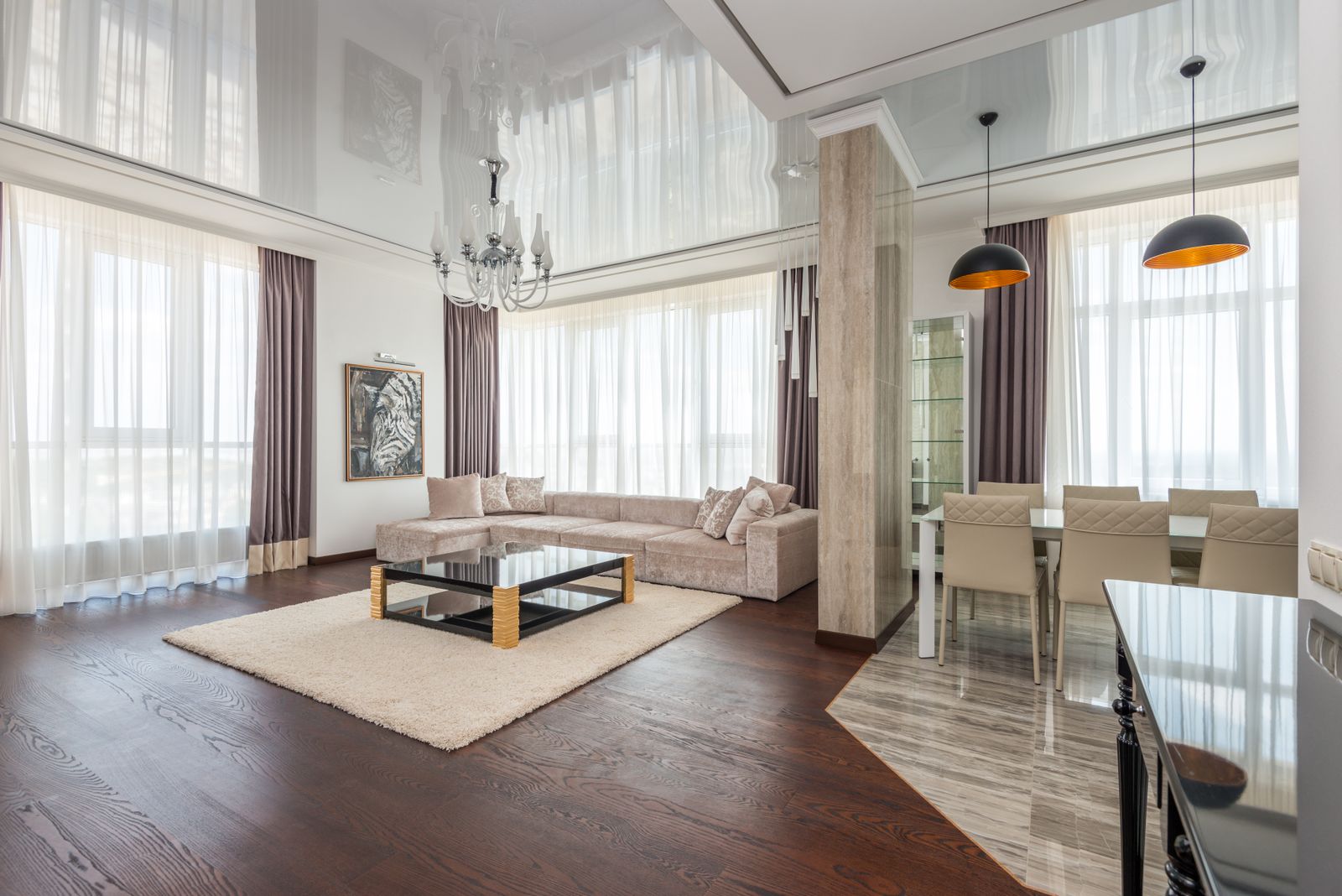 Light-filled living space with natural textures